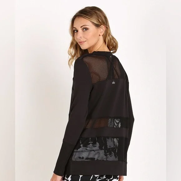 Alo Yoga Plank Long Sleeve Mesh Panel Top in black - Picture 2 of 10